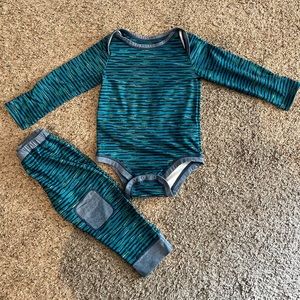 Patagonia capilene base layer set